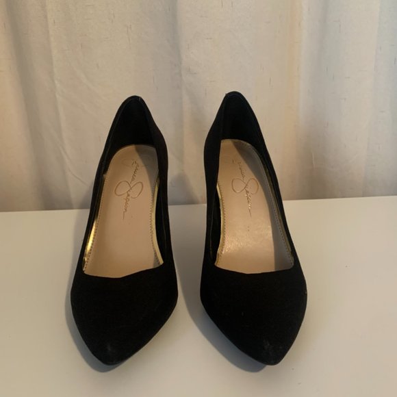 Black Classic Pumps - Picture 1 of 11